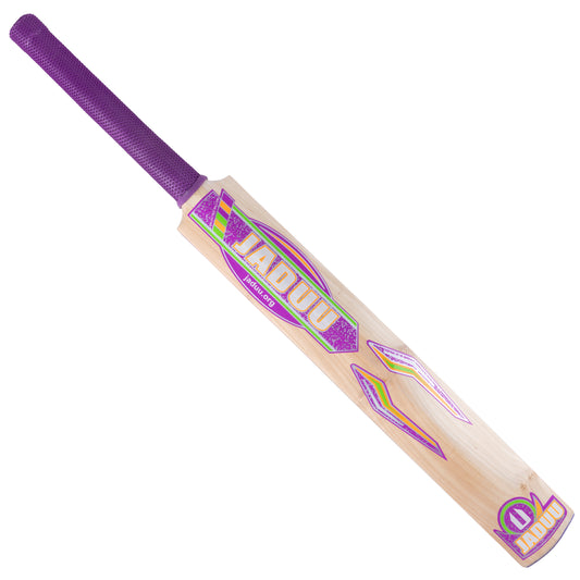 Jaduu Middling cricket bat adult